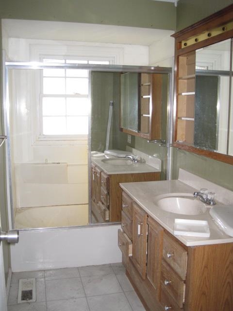 1933 South Dixon Road Kokomo, IN 46902 - Photo 8 of 13 Gallery Image 8