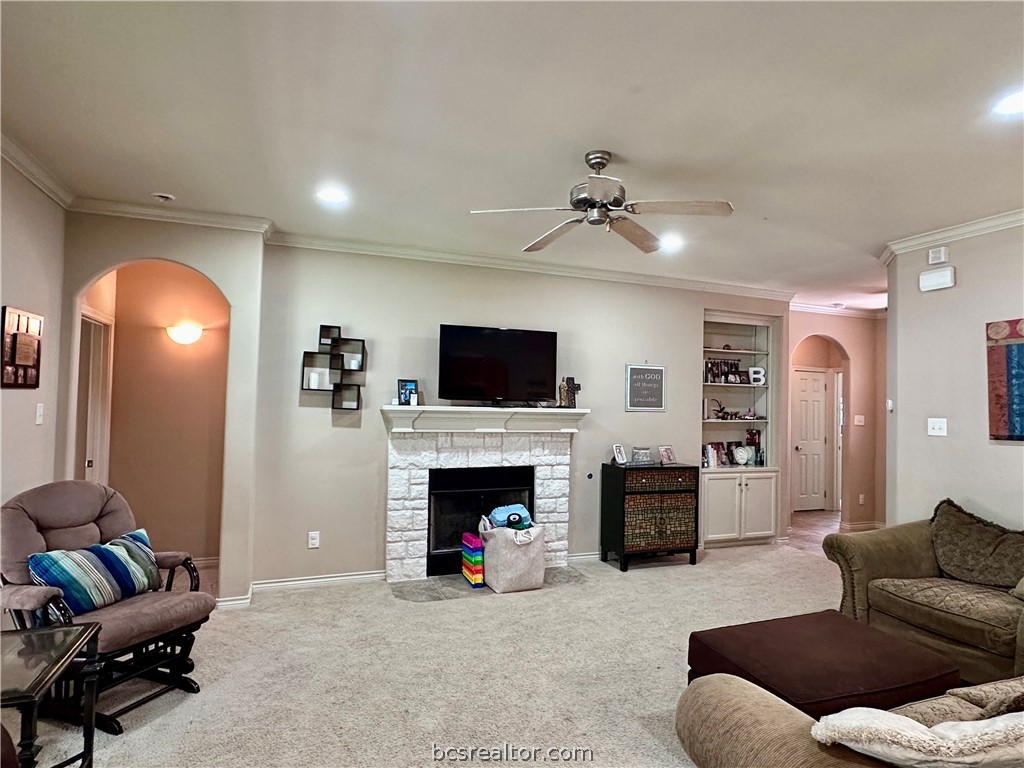 100 Roucourt Loop College Station, TX 77845 - Photo 2 of 14