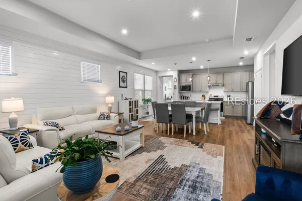 $425,000 | 28 Walleye Boulevard, Bluffton, SC 29909