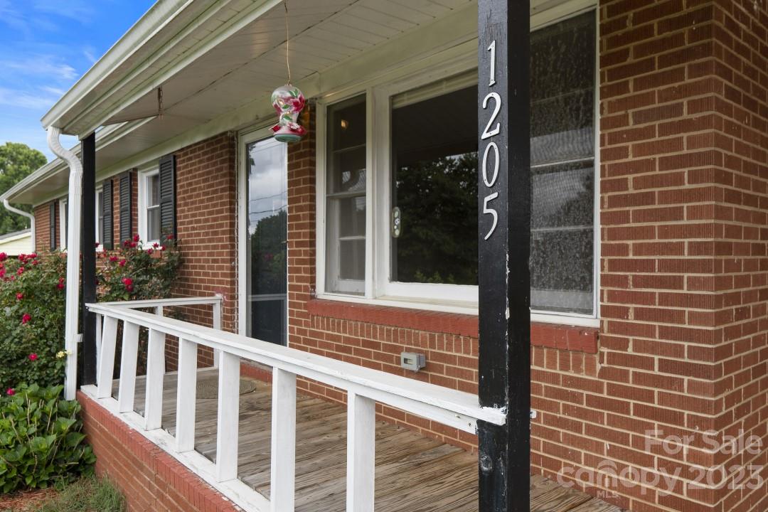 1205 Borders Road Shelby, NC 28150 - Photo 4 of 29 Gallery Image 4