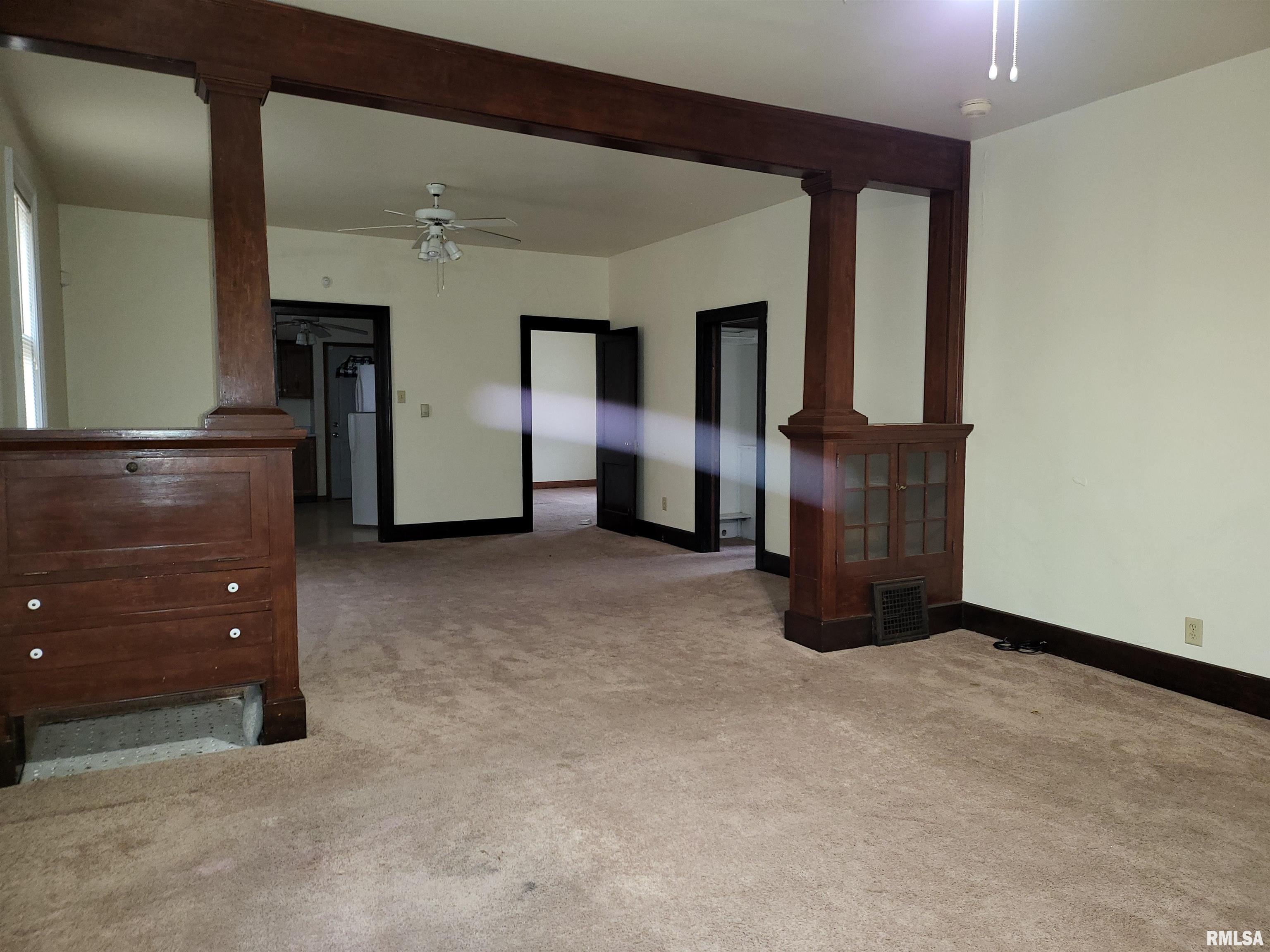 1012 South College Street Springfield, IL 62704 - Photo 2 of 7 Gallery Image 2