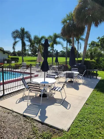 $150,000 | 3553 Longmeadow, Unit 27, Sarasota, FL 34235