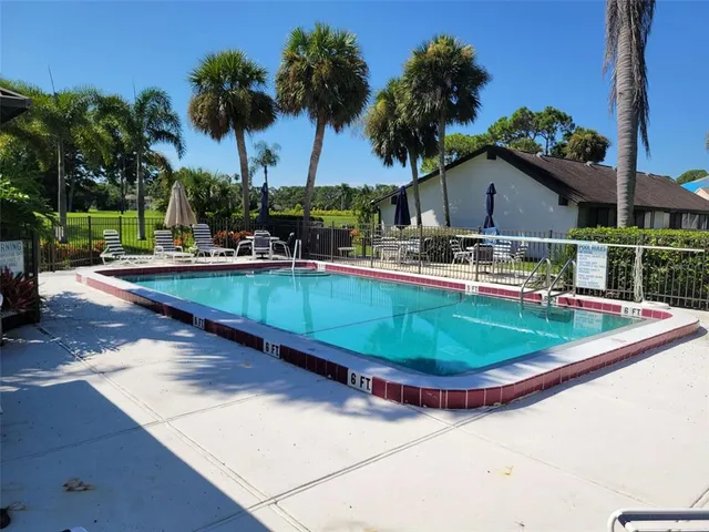 $150,000 | 3553 Longmeadow, Unit 27, Sarasota, FL 34235