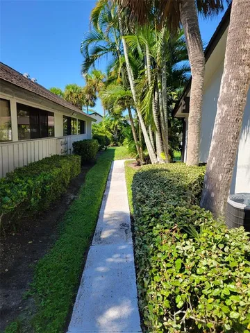 $150,000 | 3553 Longmeadow, Unit 27, Sarasota, FL 34235