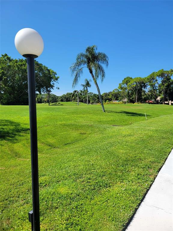 3553 Longmeadow, Unit 27 Sarasota, FL 34235 - Photo 9 of 28