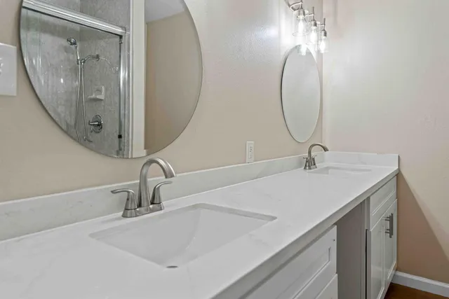 $209,900 | 805 Tully Road, Unit 5, Modesto, CA 95350