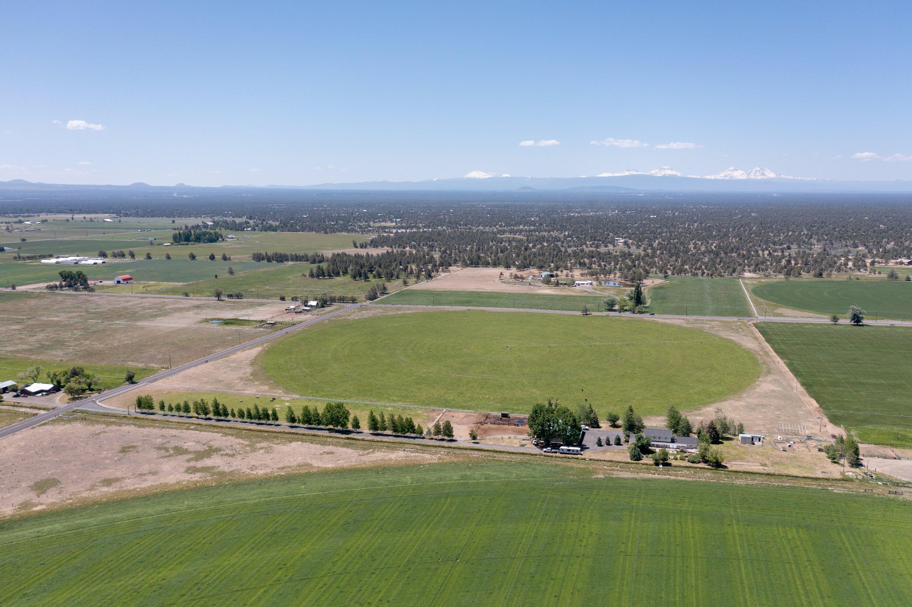 26100 Horsell Road Bend, OR 97701 - Photo 43 of 48 26100 Horsell Rd. High West 2