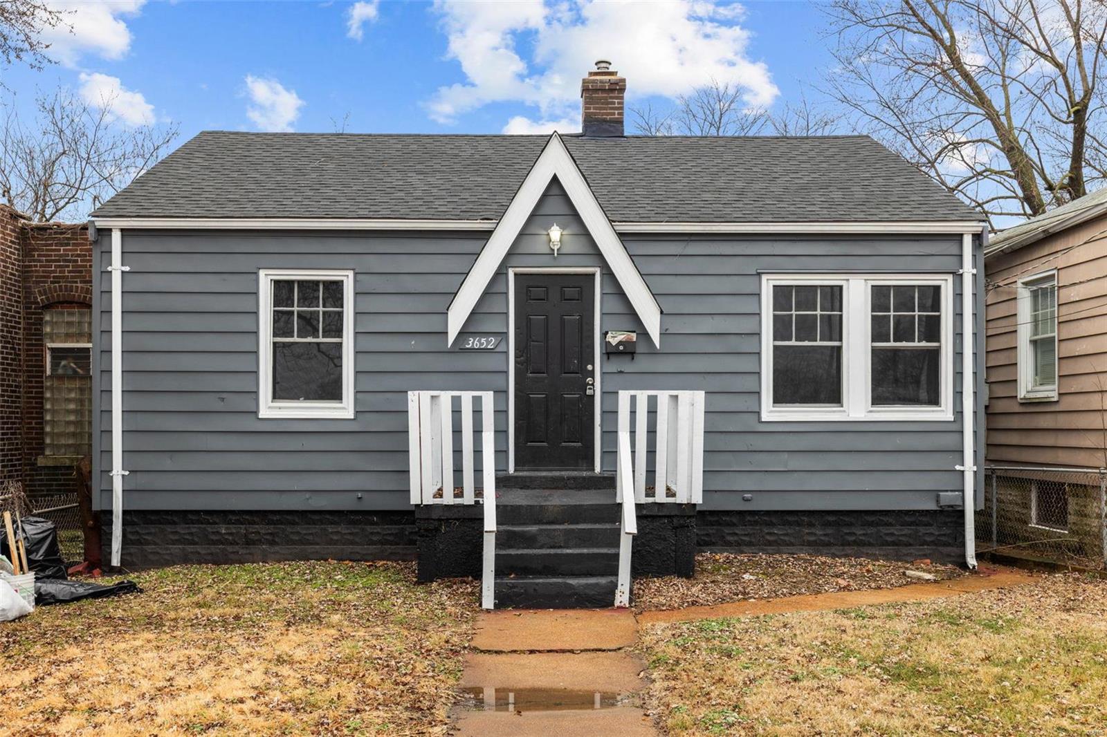 3652 Weber Road St. Louis, MO 63125 - Photo 1 of 22 Gallery Image 1