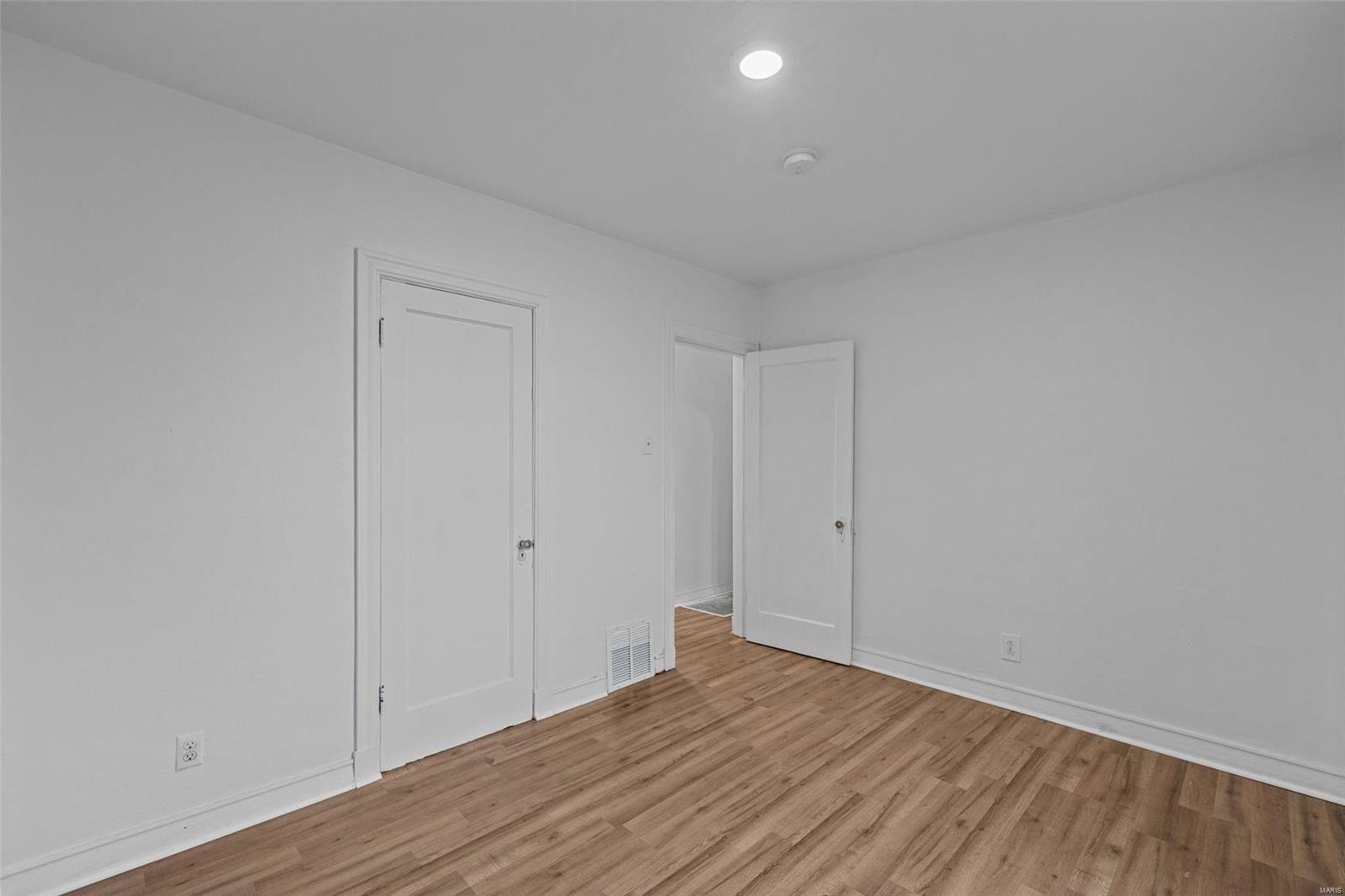 3652 Weber Road St. Louis, MO 63125 - Photo 12 of 22 Gallery Image 12