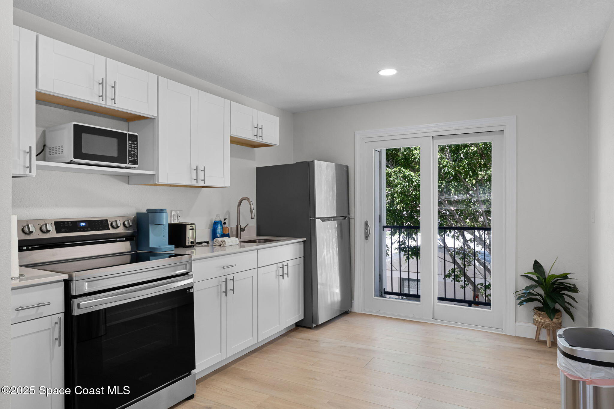 637 South Orlando Avenue Cocoa Beach, FL 32931 - Photo 50 of 83 6-5