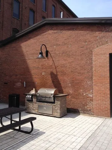 $2,445 | 55 Green Street, Unit D105, Clinton, MA 01510