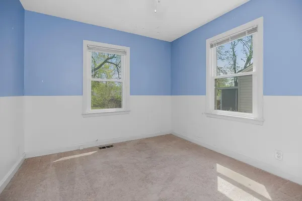 $185,000 | 3405 South Arlington Avenue, Independence, MO 64052