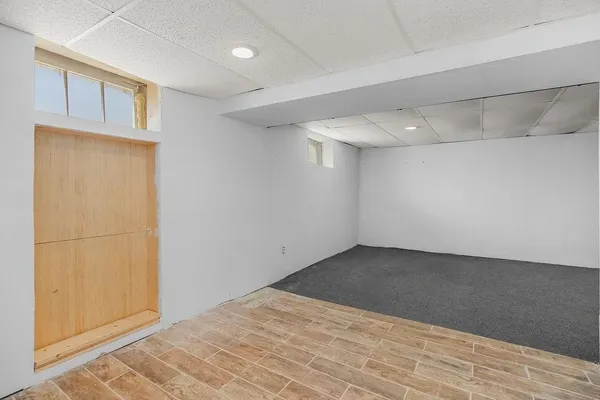 $185,000 | 3405 South Arlington Avenue, Independence, MO 64052