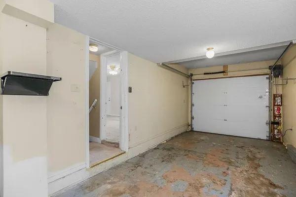 $185,000 | 3405 South Arlington Avenue, Independence, MO 64052