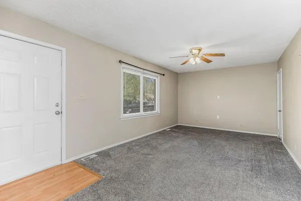 $185,000 | 3405 South Arlington Avenue, Independence, MO 64052