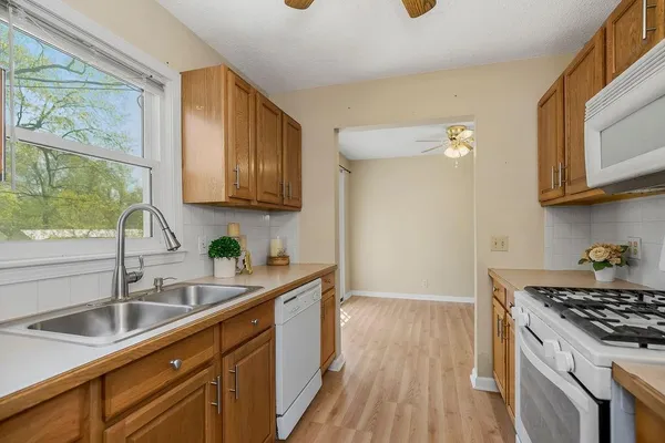 $185,000 | 3405 South Arlington Avenue, Independence, MO 64052