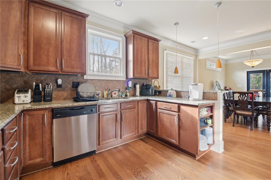 1885 Shoal Creek Boulevard Decatur, GA 30032 - Photo 8 of 25