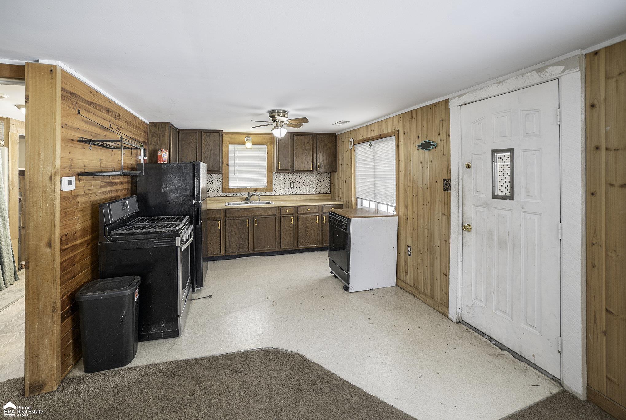 10412 Washington Road St. Helen, MI 48656 - Photo 10 of 22 50166457-b42f59ff-1847-45f4-a89d-4d3b62834a3b.JPG