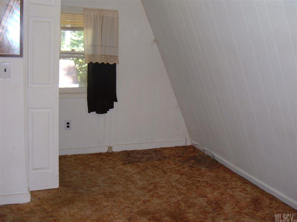 3710 Howard's Creek Road Boone, NC 28607 - Photo 4 of 18