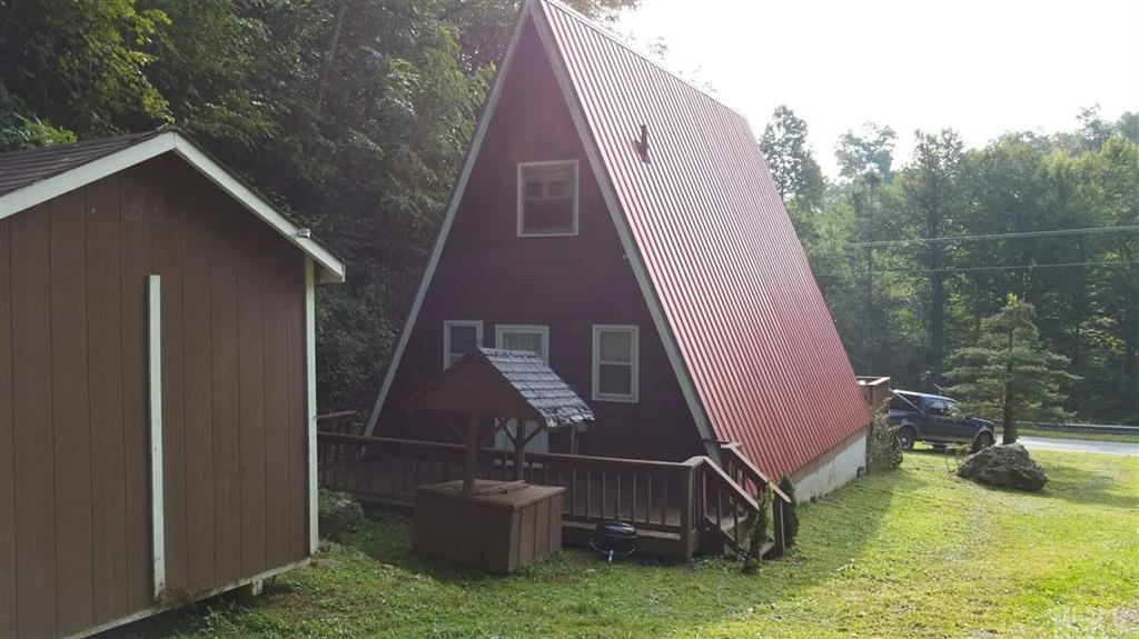 3710 Howard's Creek Road Boone, NC 28607 - Photo 6 of 18