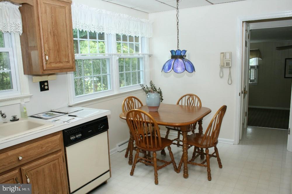 1044 Preston Road Lancaster, PA 17601 - Photo 8 of 13