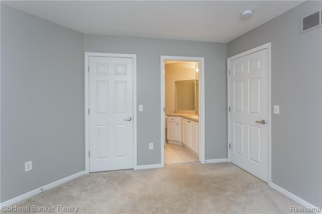 41863 Mitchell Road, Unit 17 Novi, MI 48377 - Photo 20 of 39