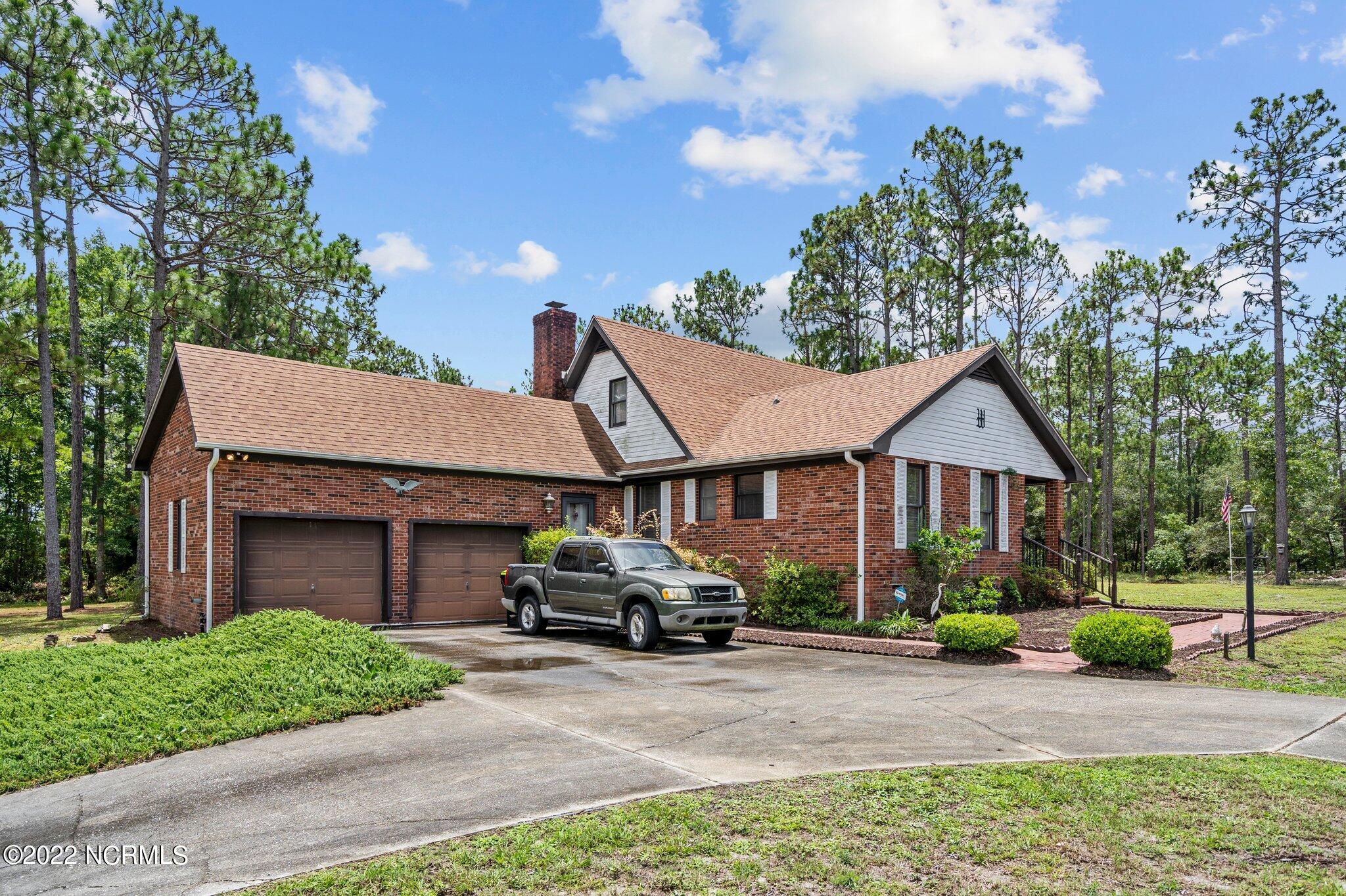 768 East Boiling Spring Road Southport, NC 28461 - Photo 2 of 46 3-web-or-mls-DSC00973