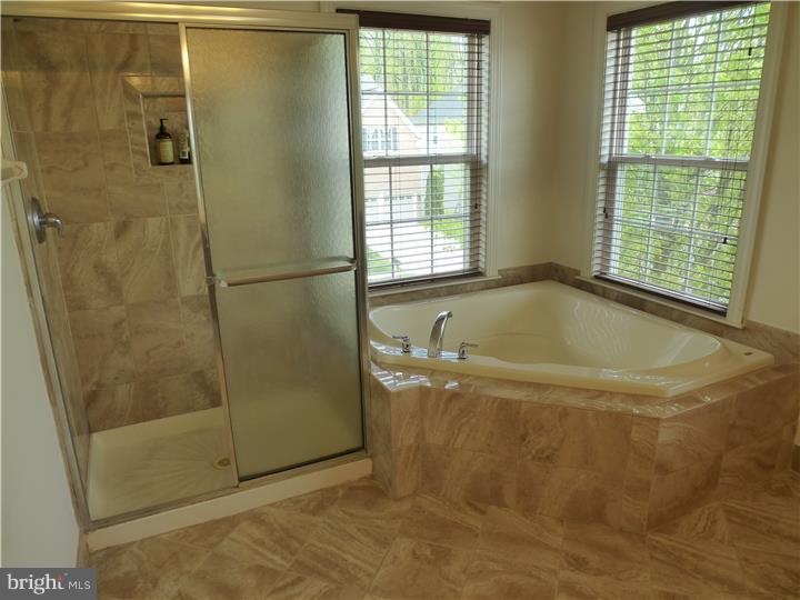 9 Mayfield Road Bordentown, NJ 08505 - Photo 20 of 25 Bathroom
