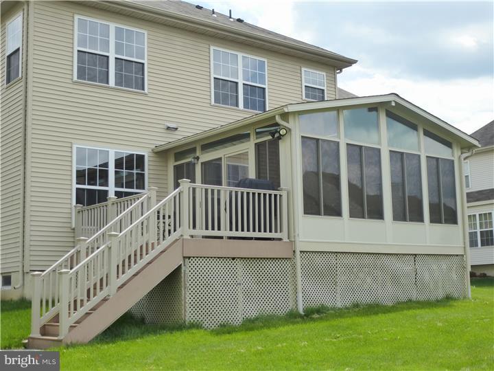9 Mayfield Road Bordentown, NJ 08505 - Photo 23 of 25 Sun Room