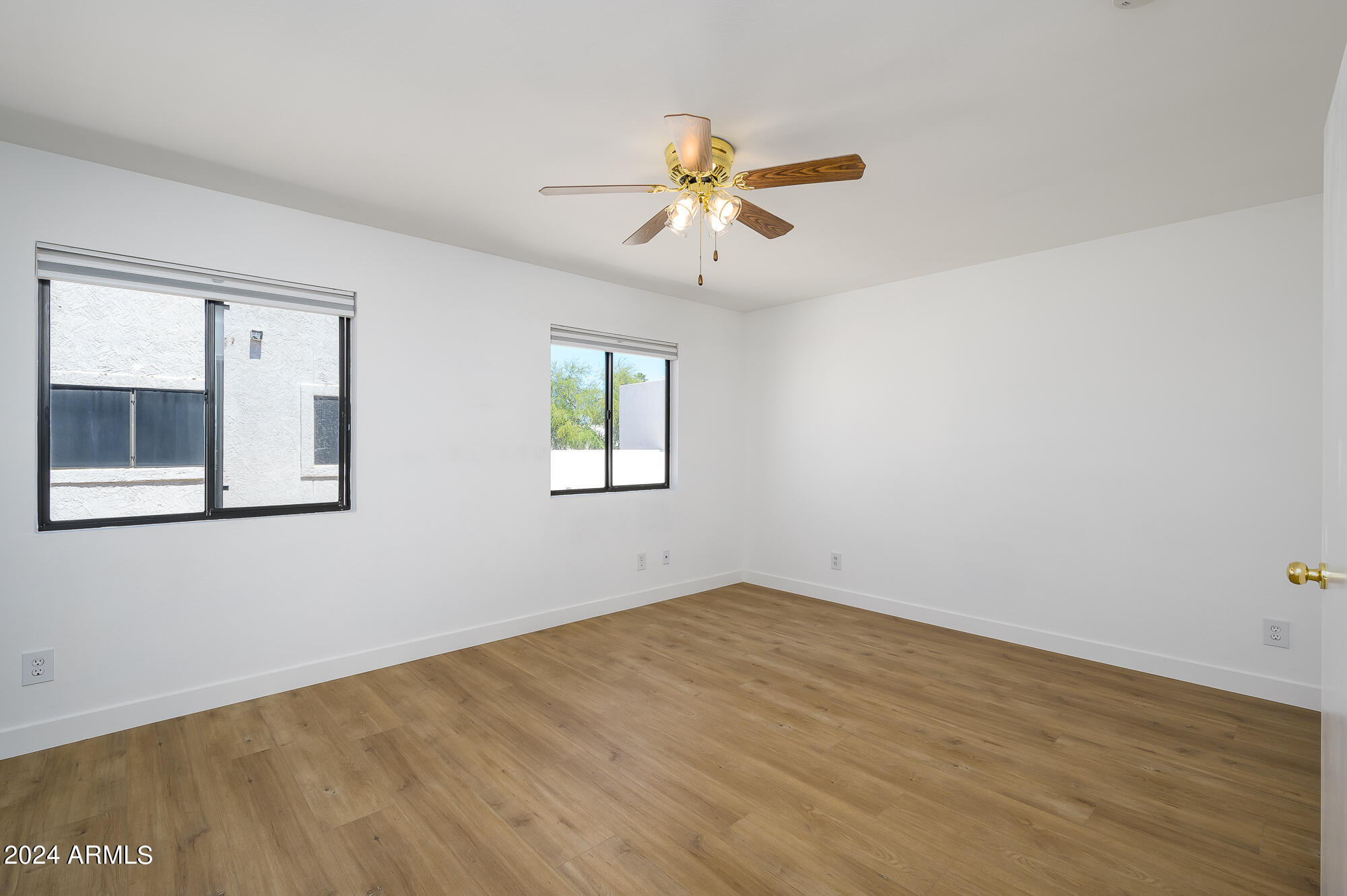 2550 West Kathleen Road Phoenix, AZ 85023 - Photo 21 of 28 Primary 2