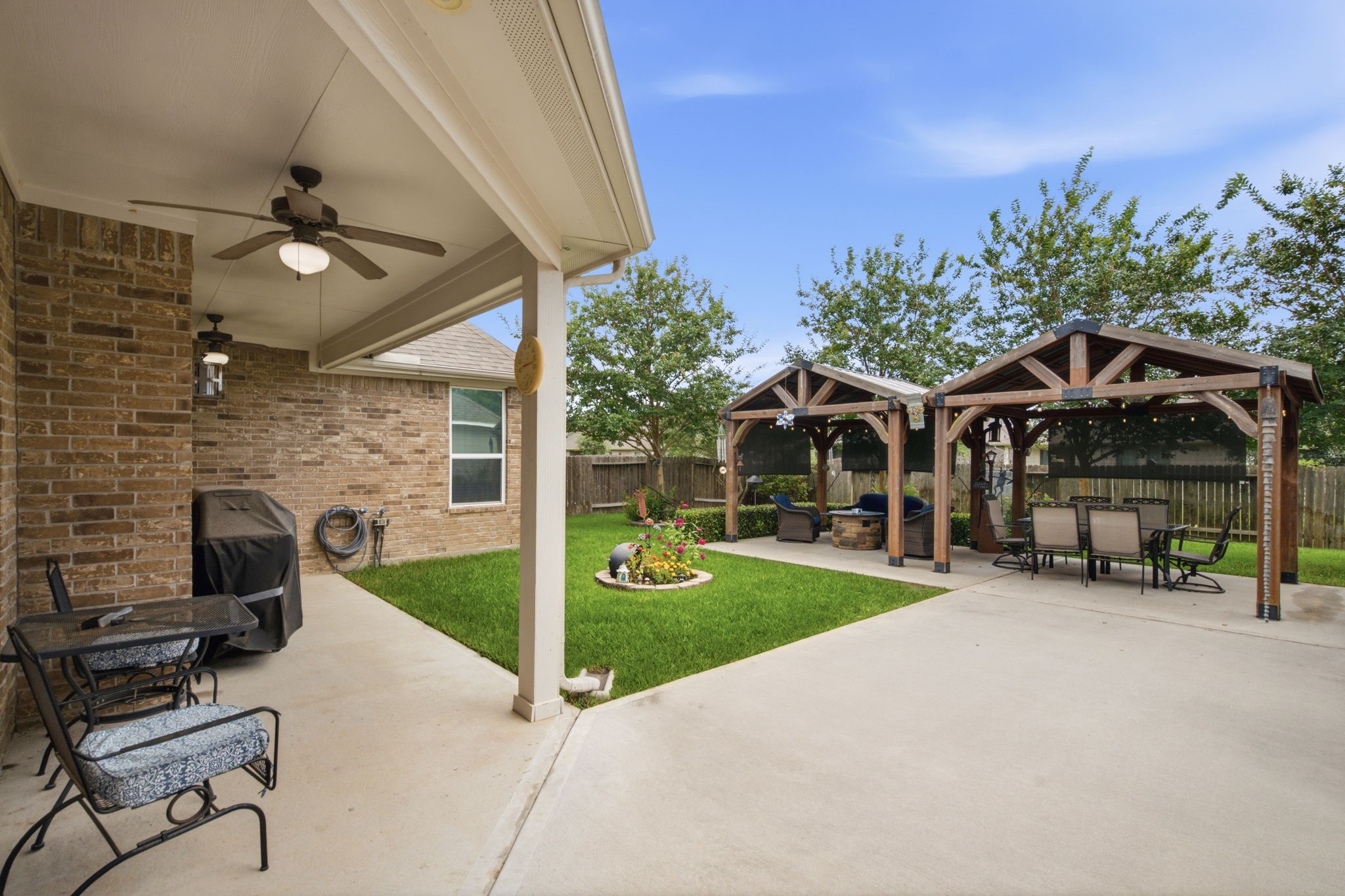 3298 Explorer Way Conroe, TX 77301 - Photo 35 of 43 BACKYARD