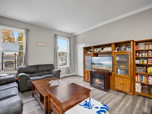 $275,000 | 35 Cedar Street, Unit 6, Gardner, MA 01440