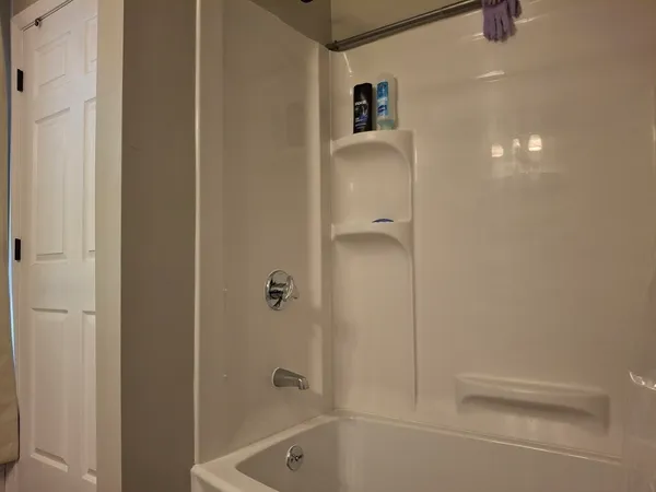 $269,900 | 35 Cedar Street, Unit 6, Gardner, MA 01440