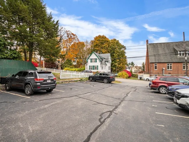 $275,000 | 35 Cedar Street, Unit 6, Gardner, MA 01440