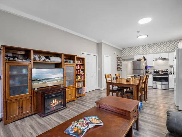 $275,000 | 35 Cedar Street, Unit 6, Gardner, MA 01440