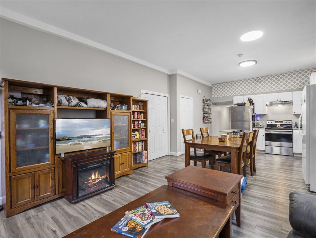 35 Cedar Street, Unit 6 Gardner, MA 01440 - Photo 6 of 42