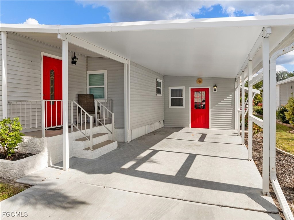 359 Verna Avenue Fort Myers, FL 33908 - Photo 5 of 47