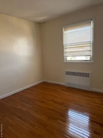 $5,400 | 268 Schenck Avenue, Great Neck, NY 11021