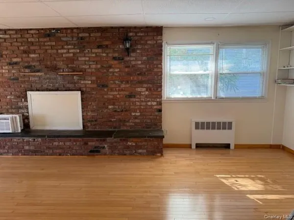 $5,400 | 268 Schenck Avenue, Great Neck, NY 11021