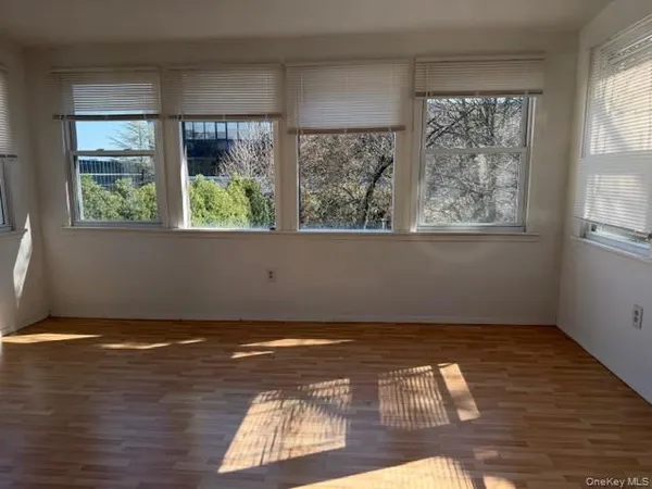 $5,400 | 268 Schenck Avenue, Great Neck, NY 11021