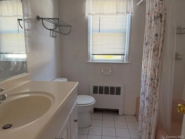 $5,400 | 268 Schenck Avenue, Great Neck, NY 11021