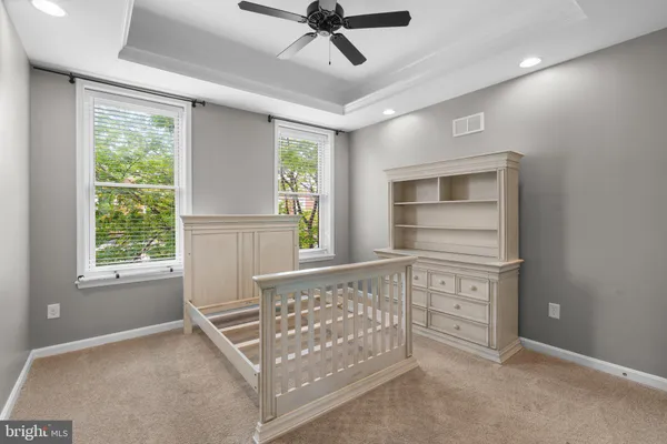 $3,500 | 300 South Robinson Street, Baltimore, MD 21224