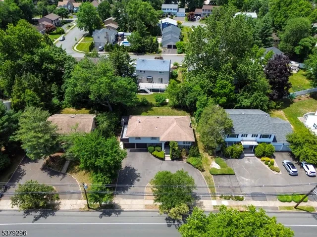 $5,300 | 828 Mountain Avenue, Springfield, NJ 07081