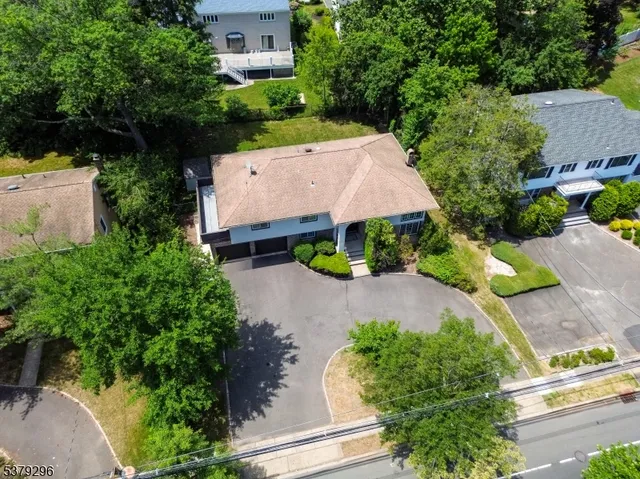 $5,300 | 828 Mountain Avenue, Springfield, NJ 07081