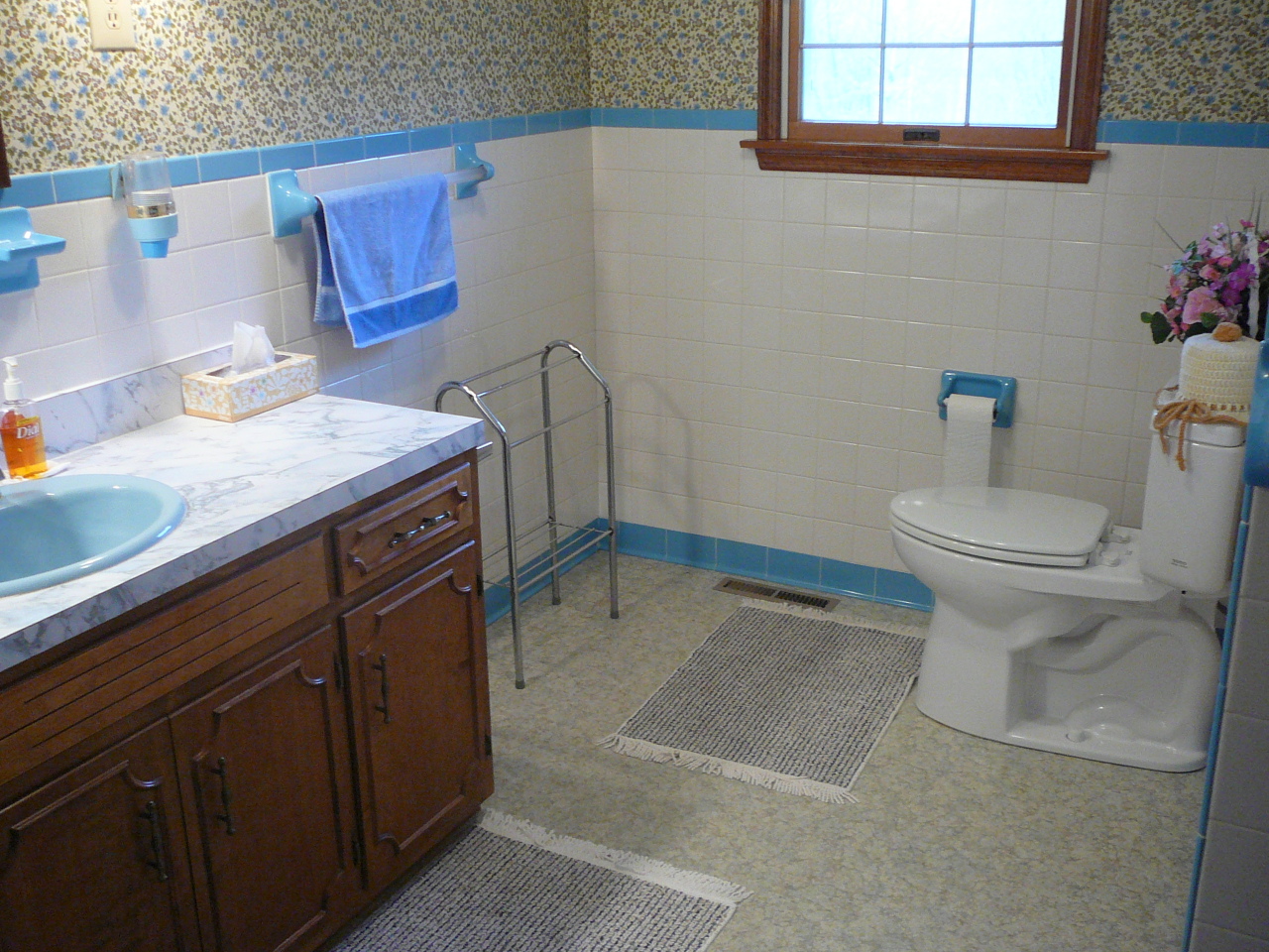 1248 Trading Post Road Huddleston, VA 24104 - Photo 13 of 18 Bath