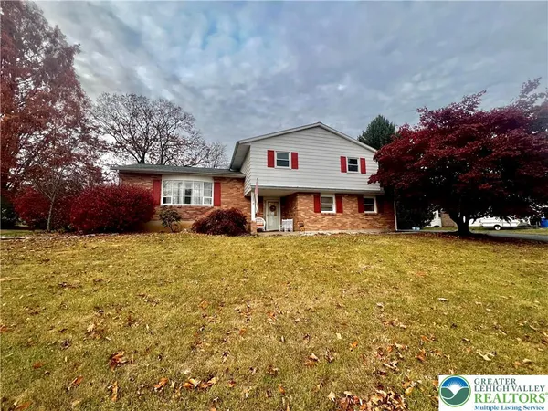 $3,200 | 1160 Brentwood Avenue, Bethlehem, PA 18017