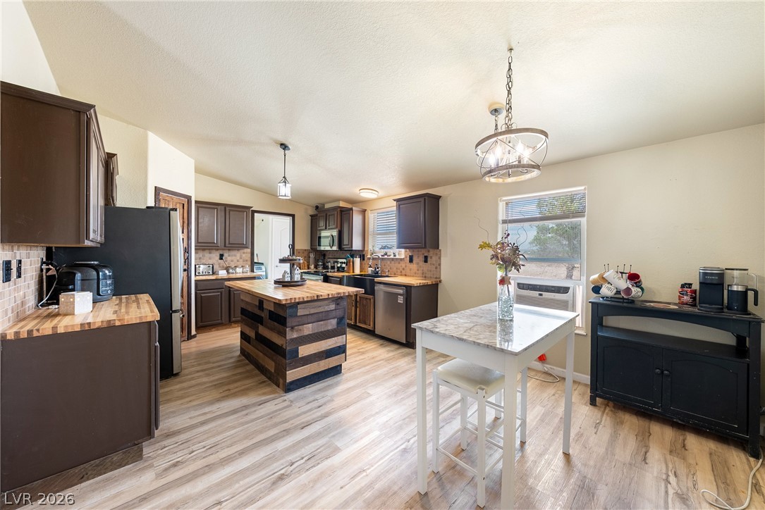 2600 West Gamebird Road Pahrump, NV 89048 - Photo 16 of 37 Gallery Image 16