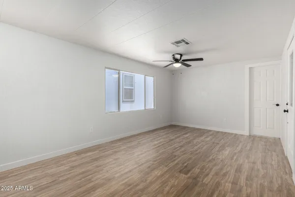 $75,000 | 2050 West Dunlap Avenue, Unit D42, Phoenix, AZ 85021