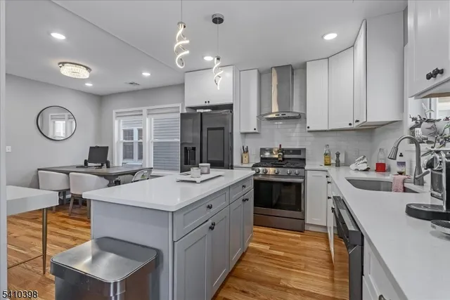 $759,900 | 122 Livingston Street, Westfield, NJ 07090