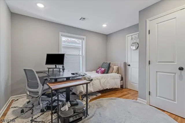 $759,900 | 122 Livingston Street, Westfield, NJ 07090